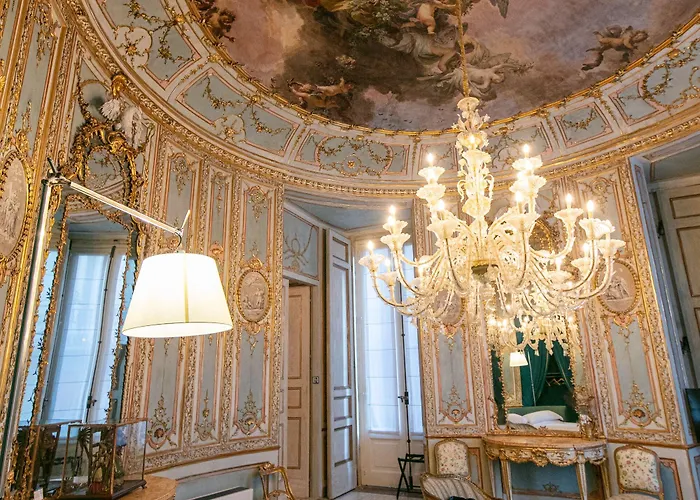 Palazzo Doria 4* Napels