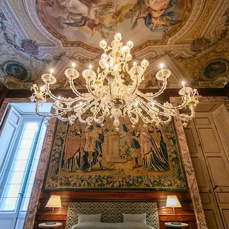 Palazzo Doria Pensión *