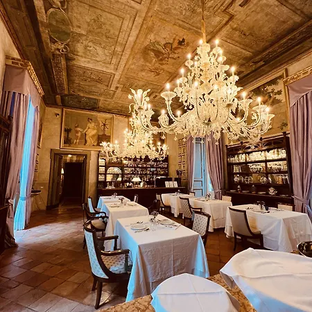 بيت ضيافة Palazzo Doria نابولي