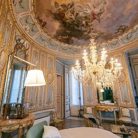 Palazzo Doria 4* نابولي
