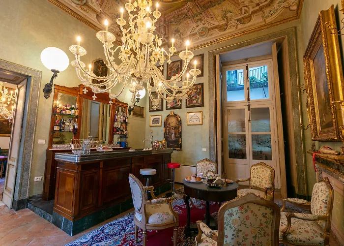 Palazzo Doria 4* نابولي